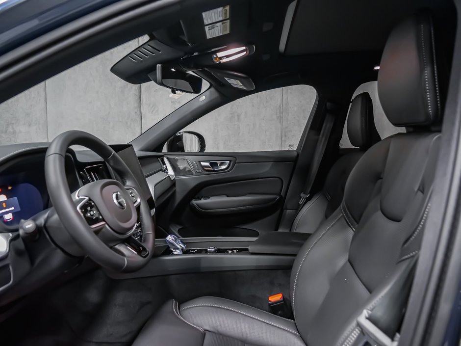 2026 Volvo XC60 Ultra Black Edition-14