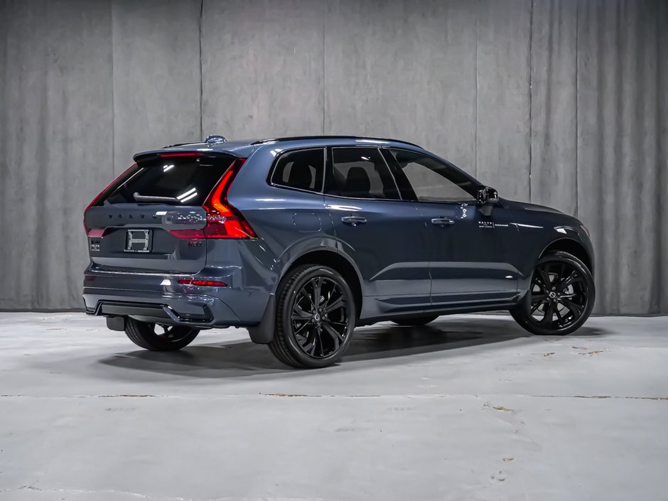 2026 Volvo XC60 Ultra Black Edition-2