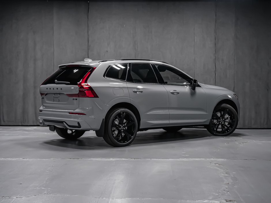 2026 Volvo XC60 Ultra Black Edition-2