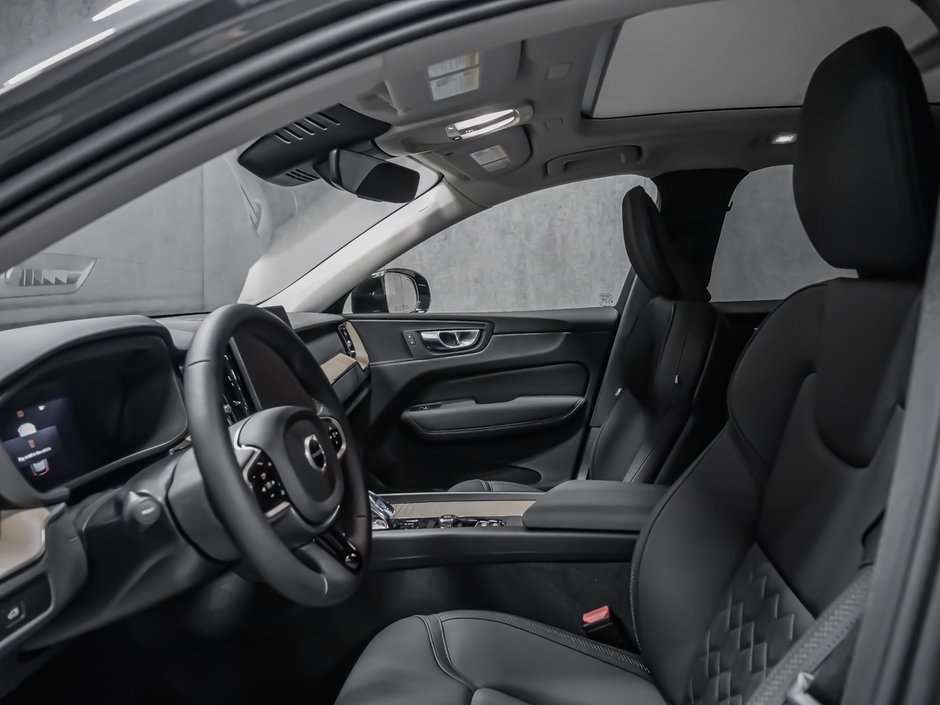 2026 Volvo XC60 Plus-6