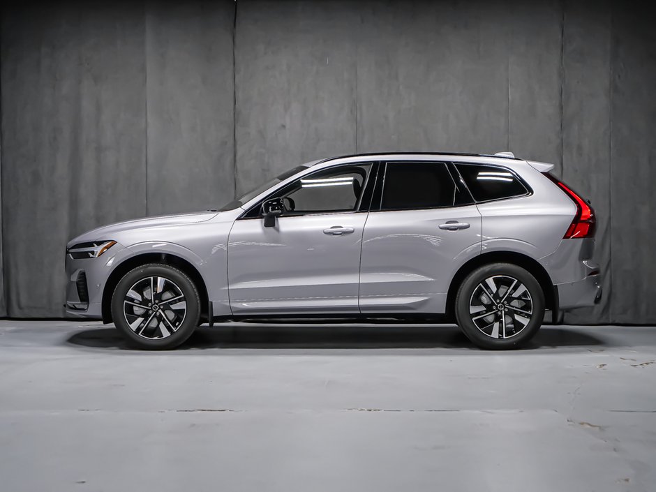 2026 Volvo XC60 Plus-2