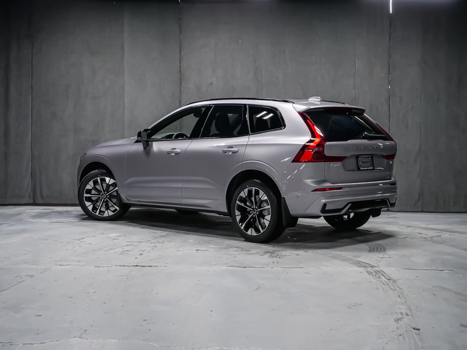 2026 Volvo XC60 Plus-4