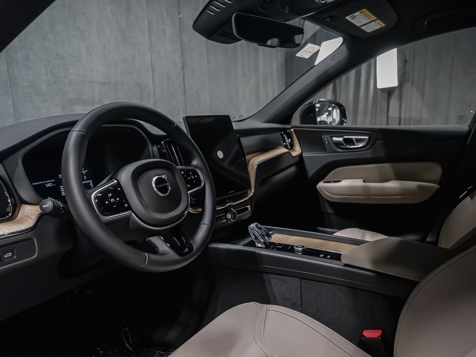 2026 Volvo XC60 Plus-6