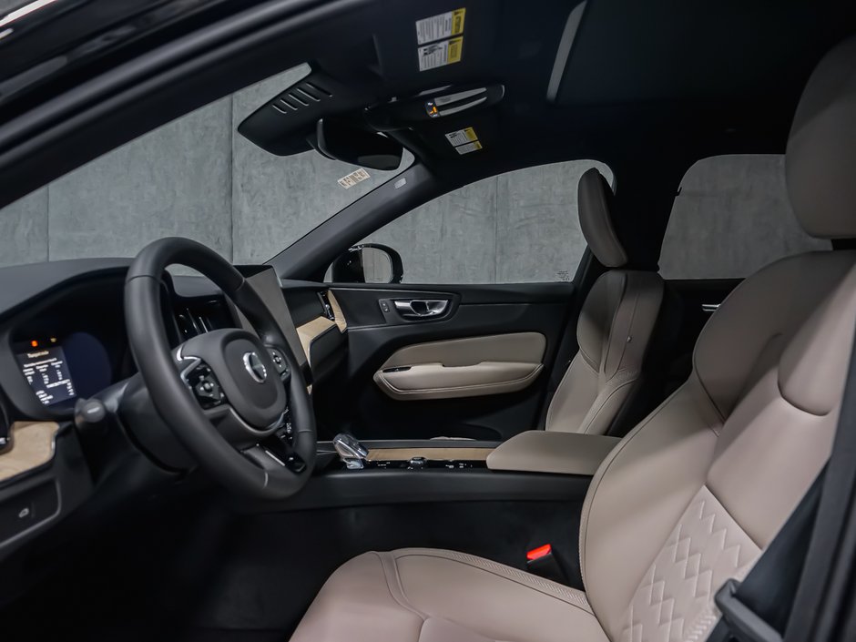 2026 Volvo XC60 Core-11