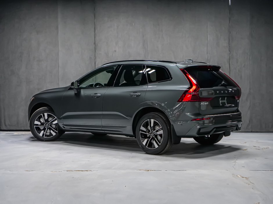 2026 Volvo XC60 Plus-4