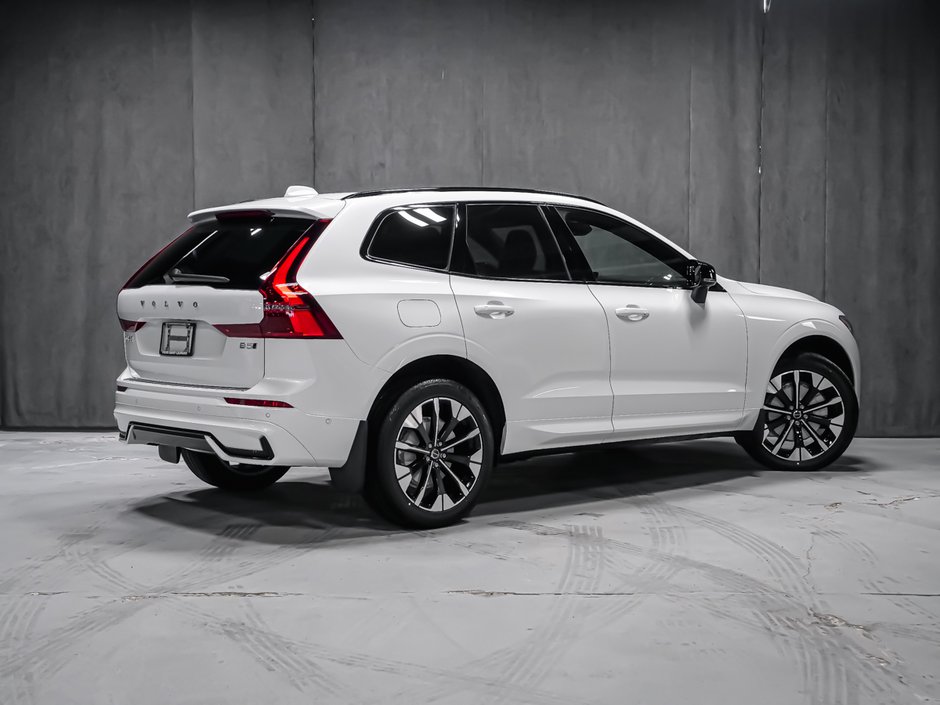 2026 Volvo XC60 Plus-2