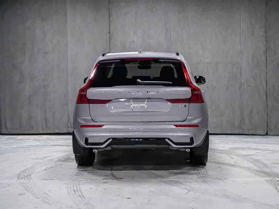 2026 Volvo XC60 Plus-5
