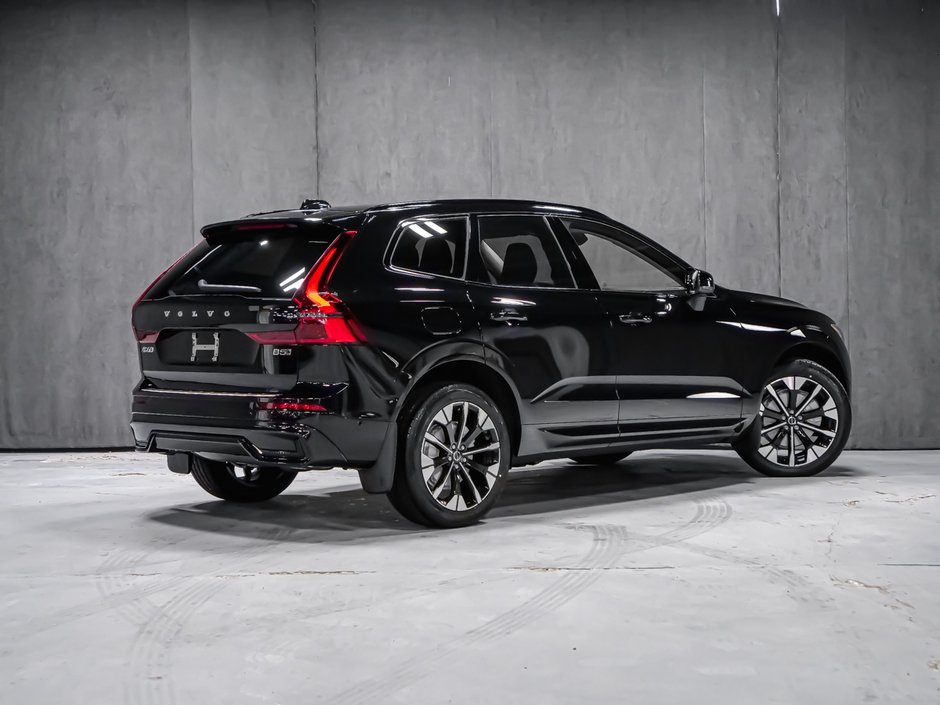 2026 Volvo XC60 Plus-3