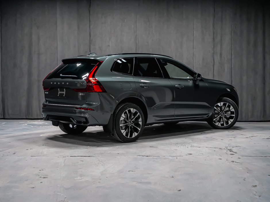 2026 Volvo XC60 Plus-3