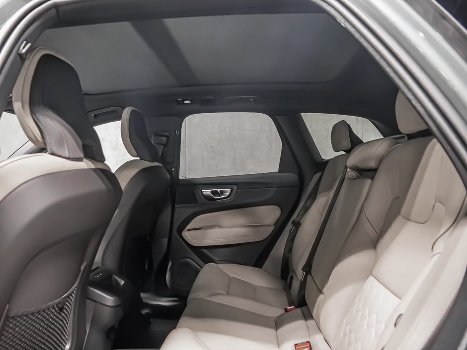 2026 Volvo XC60 Plus-11