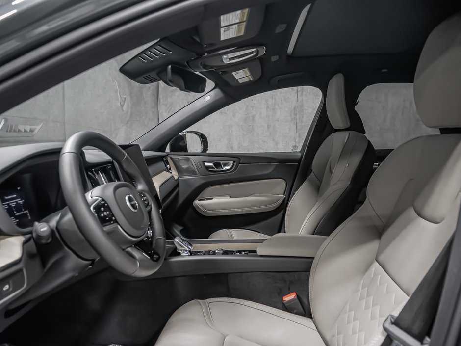 2026 Volvo XC60 Plus-10