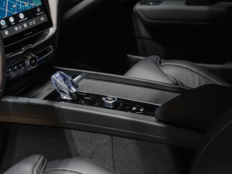 2026 Volvo XC60 Ultra Black Edition-6