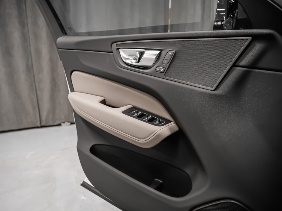 Volvo XC60 Plus 2026-7