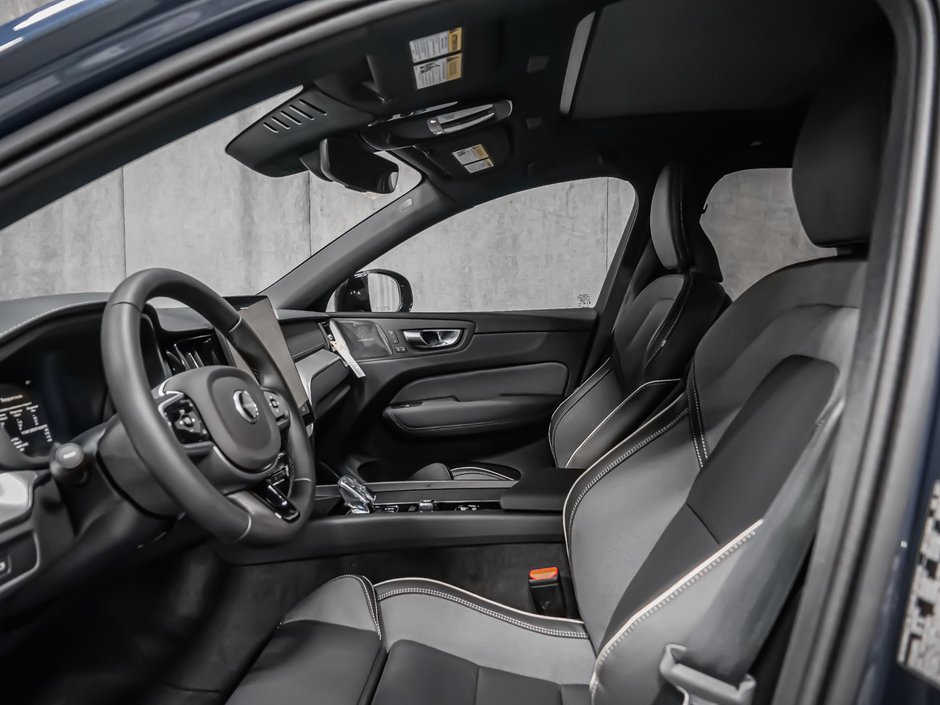 Volvo XC60 Ultra Black Edition 2026-12