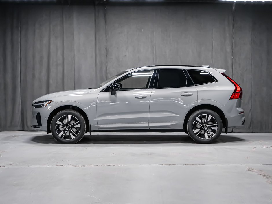 2026 Volvo XC60 Plus-3