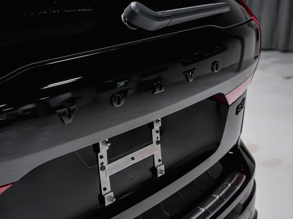 2026 Volvo XC60 Ultra Black Edition-7