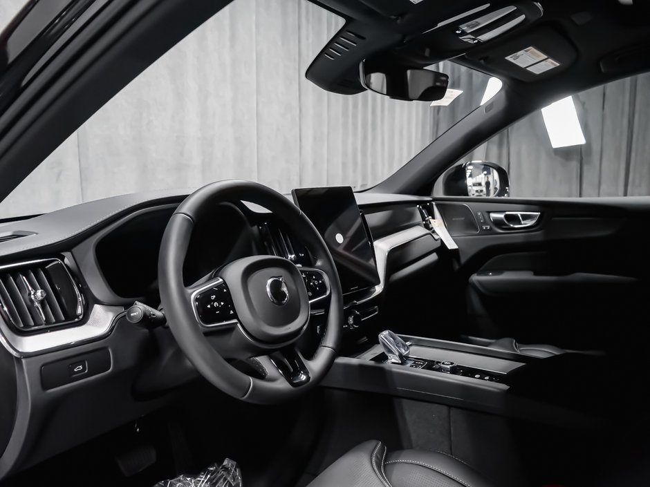 2026 Volvo XC60 Ultra Black Edition-8