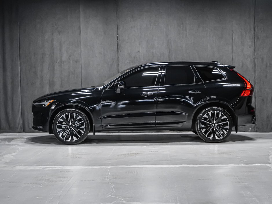 Volvo XC60 B5 ULTRA DARK 2026-2