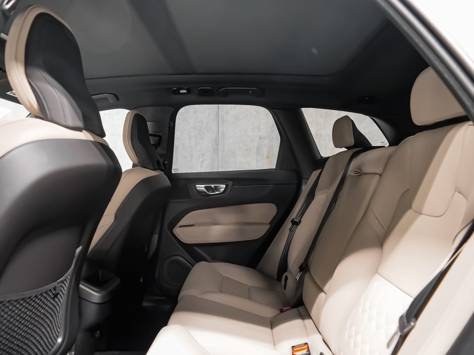 2027 Volvo XC60 Core (Dark Theme)-11
