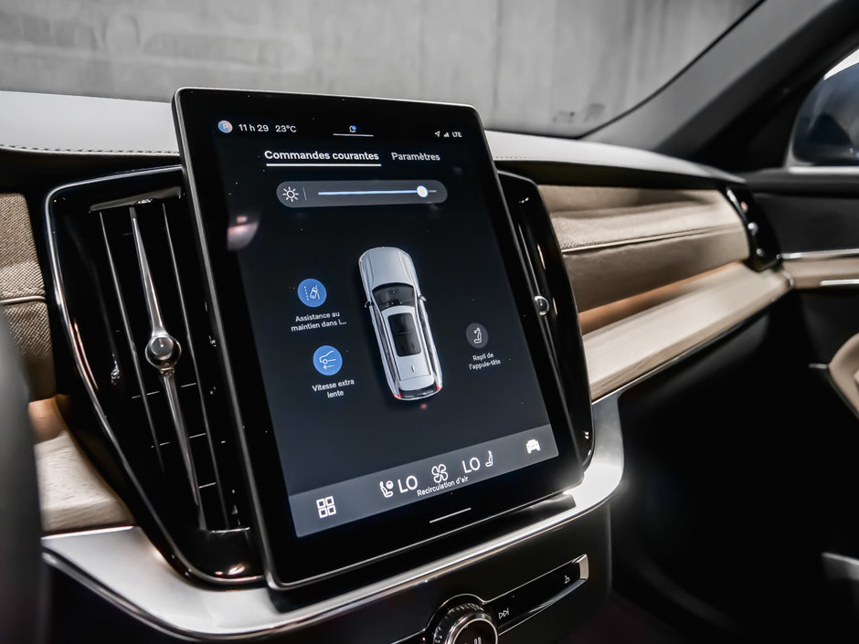 Volvo XC90 2025.5 PLUG-IN HYBRID Core 2025-12
