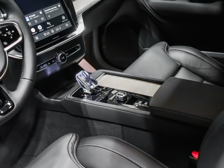 Volvo XC90 2025.5 PLUG-IN HYBRID Ultra 2025-9