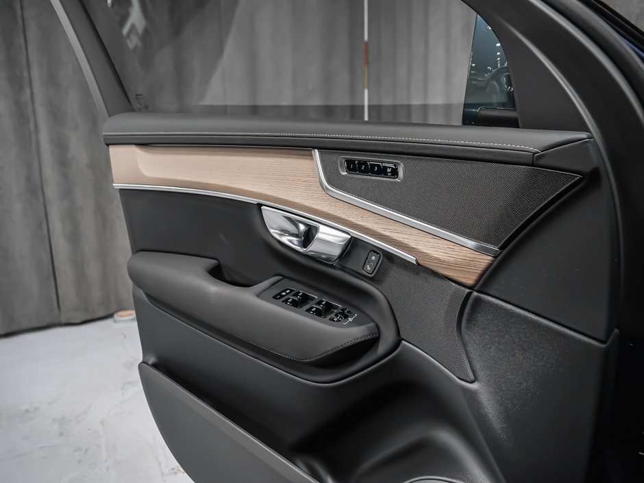 Volvo XC90 2025.5 Plug-In Hybrid Core 2025-9