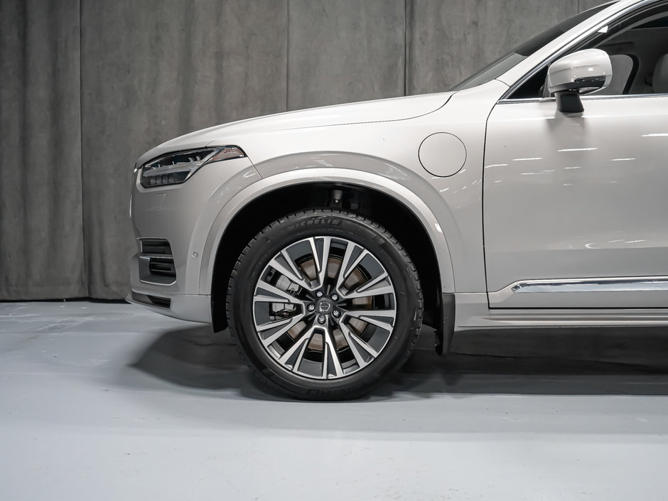 2025 Volvo XC90 PLUG-IN HYBRID ULTRA BRIGHT THEME-8