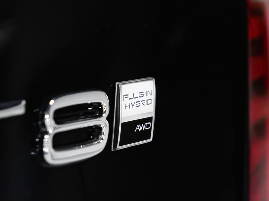 2025 Volvo XC90 PLUG-IN HYBRID Ultra Bright Theme-11