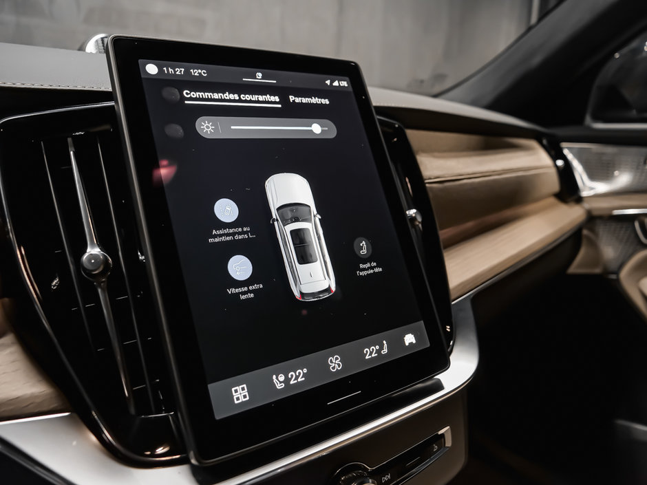 2025 Volvo XC90 PLUG-IN HYBRID Ultra Bright Theme-27