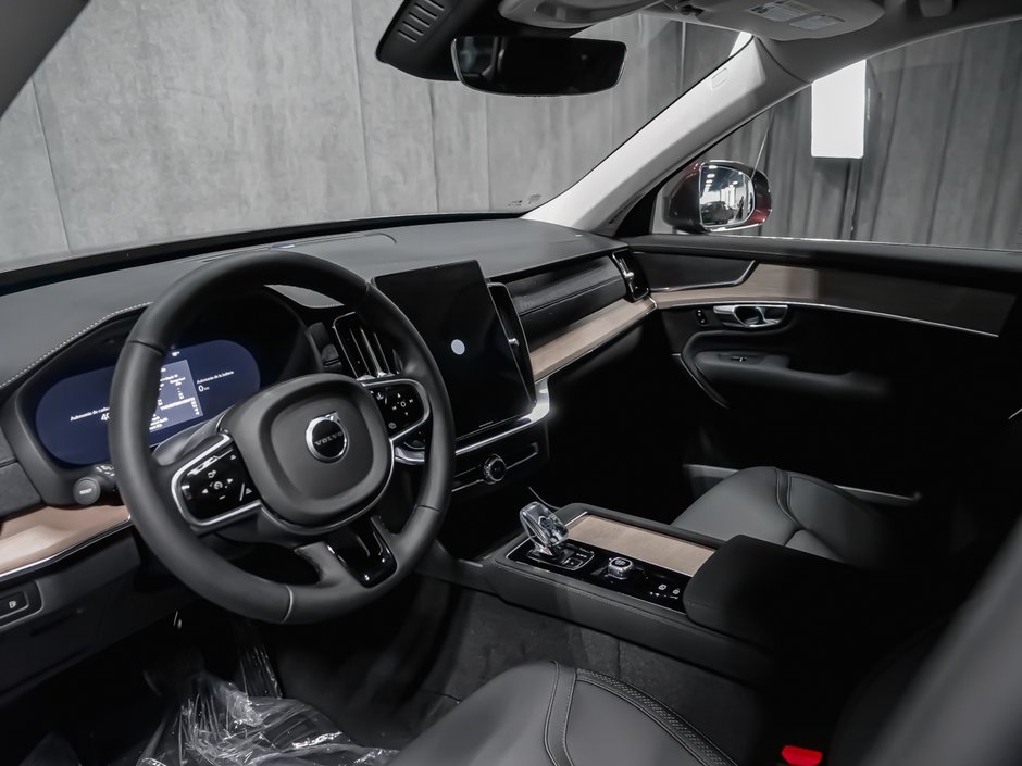 Volvo XC90 2025.5 Plug-In Hybrid Plus 2025-12