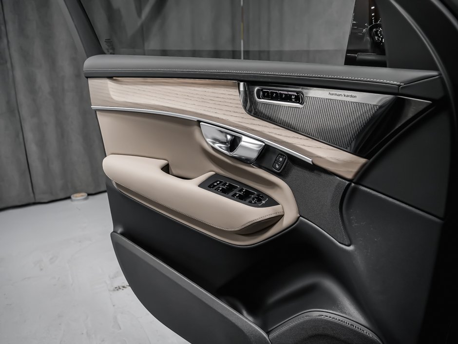 Volvo XC90 2025.5 Plug-In Hybrid Ultra 2025-10