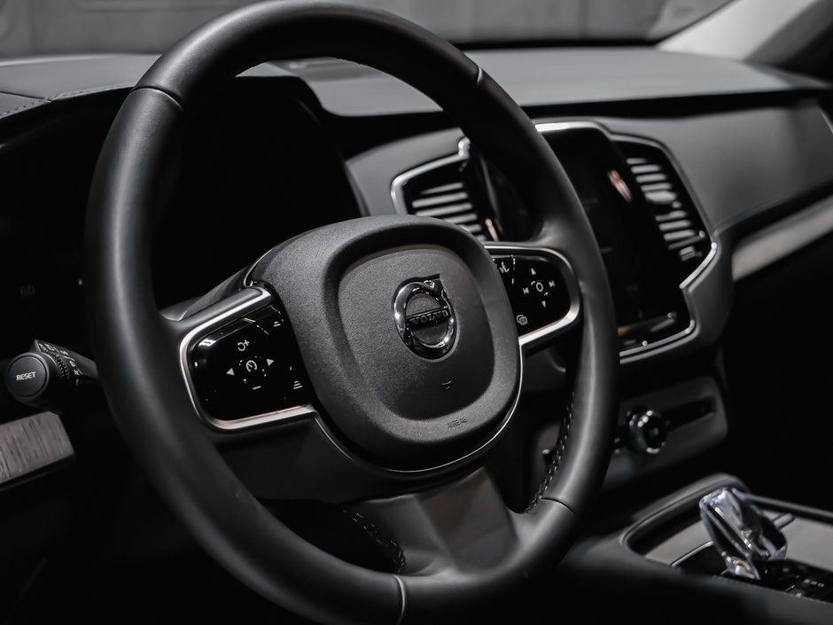 2025 Volvo XC90 Plug-In Hybrid T8 ULTRA BRIGHT-7