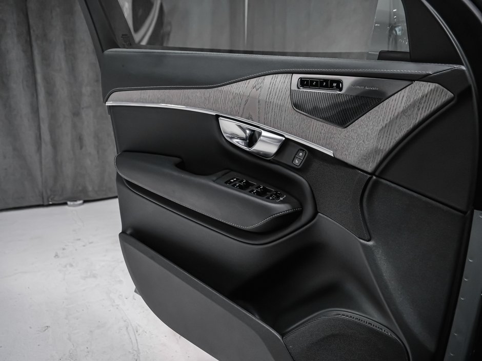 2025 Volvo XC90 Plug-In Hybrid T8 ULTRA BRIGHT-5