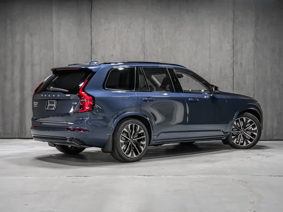 2026 Volvo XC90 Plug-In Hybrid Ultra Dark Theme-4