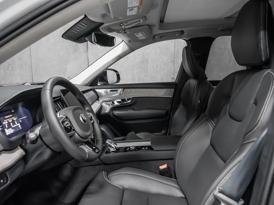 2026 Volvo XC90 Plug-In Hybrid Ultra 7-Seater (Bright Theme)-15