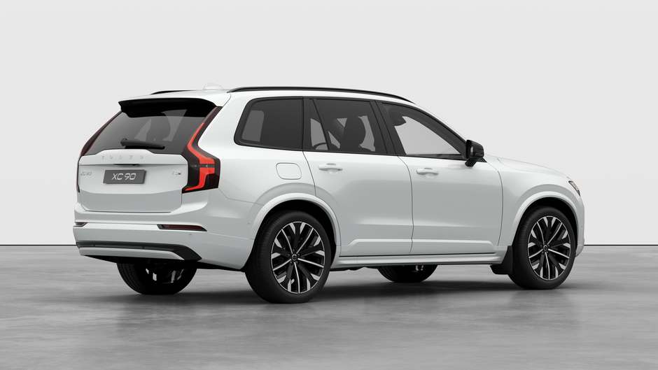 2026 Volvo XC90 PLUG-IN HYBRID Ultra Dark Theme-3