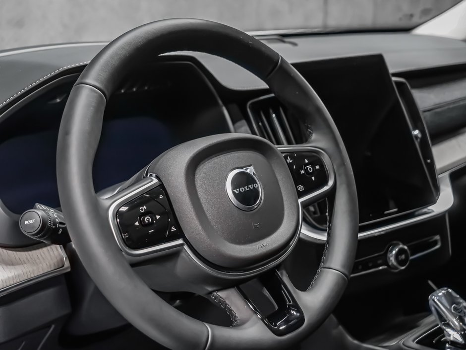 2026 Volvo XC90 Plug-In Hybrid Ultra 7-Seater (Bright Theme)-11