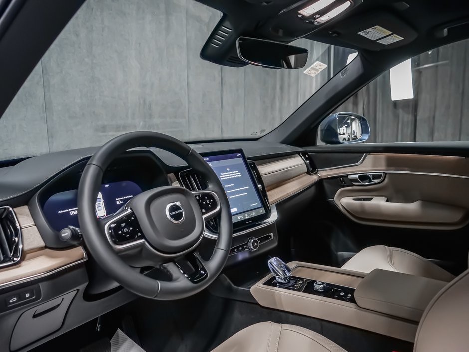 Volvo XC90 Plug-In Hybrid Core Bright Theme 2026-6