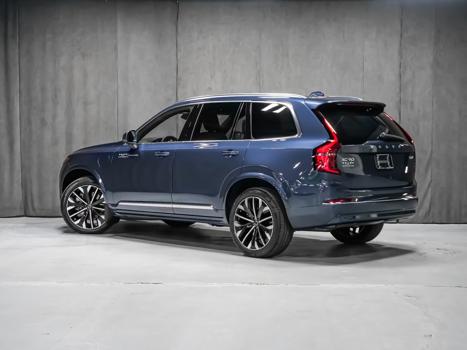 Volvo XC90 Plug-In Hybrid Core Bright Theme 2026-2