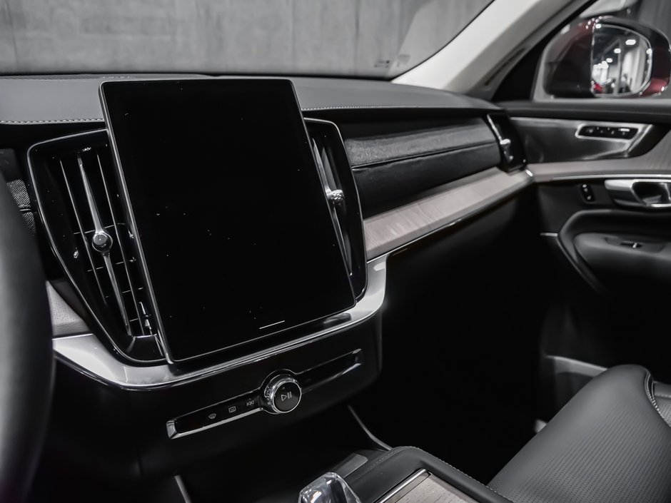 Volvo XC90 Plug-in hybrid Plus 7-Seater (Bright Theme) 2026-12