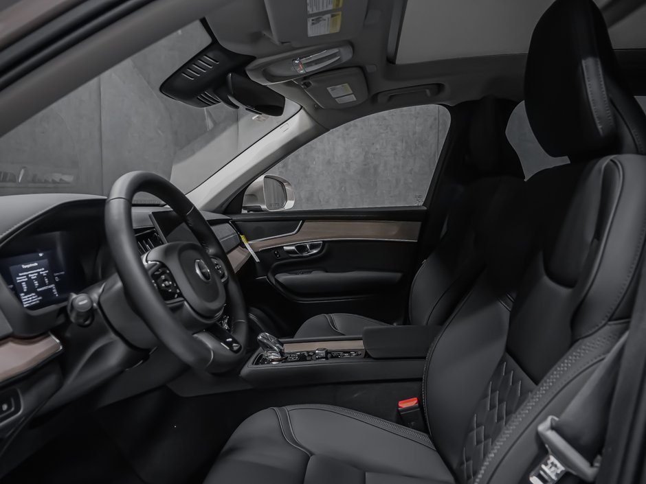 2026 Volvo XC90 Plug-in hybrid Plus 7-Seater (Bright Theme)-13