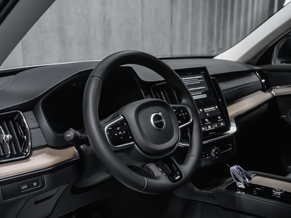 2026 Volvo XC90 Plug-in hybrid Plus 7-Seater (Dark Theme)-8