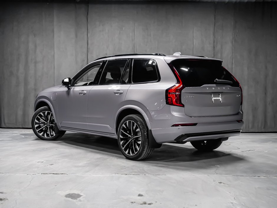2026 Volvo XC90 Plug-in hybrid Ultra 7-Seater (Bright Theme)-4