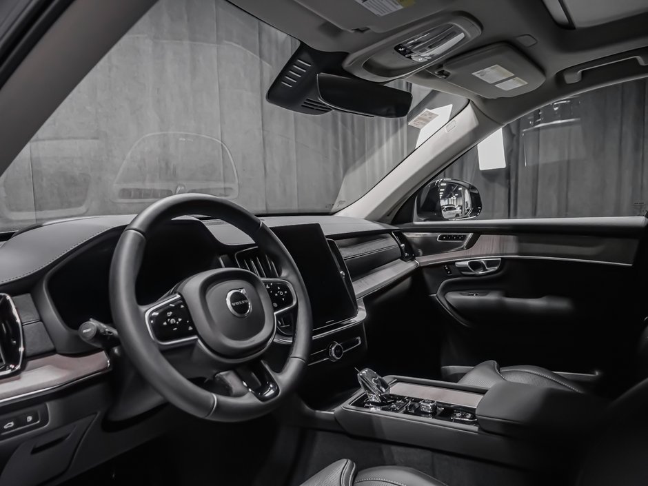 2026 Volvo XC90 Plug-in hybrid Ultra 7-Seater (Bright Theme)-7