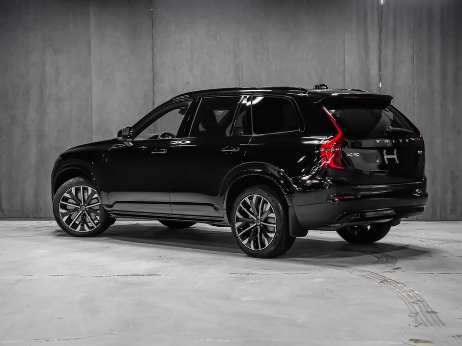 Volvo XC90 Plug-in hybrid Plus 7-Seater (Dark Theme) 2026-4