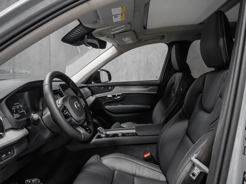 Volvo XC90 Plug-in hybrid Ultra 7-Seater (Dark Theme) 2026-14