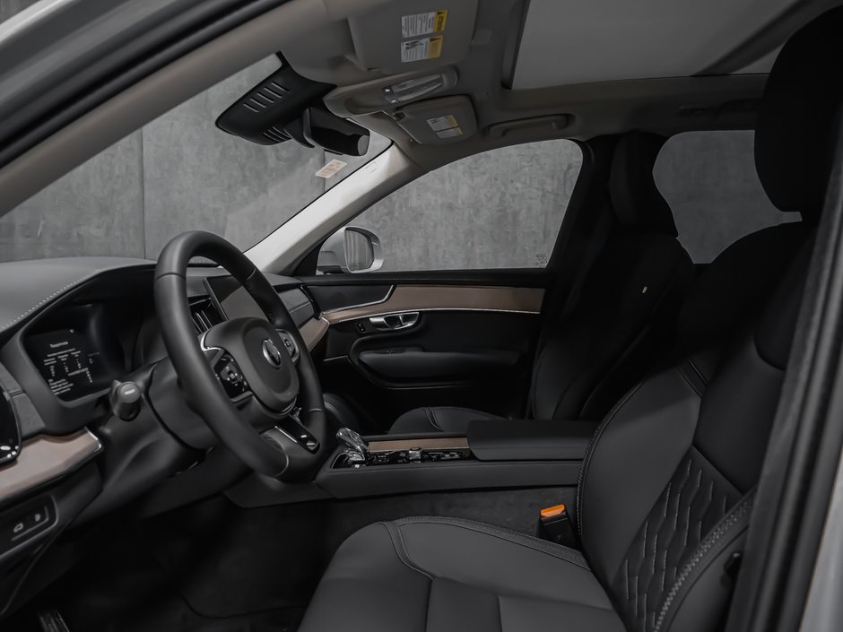 Volvo XC90 Plug-in hybrid Plus 7-Seater (Bright Theme) 2026-12