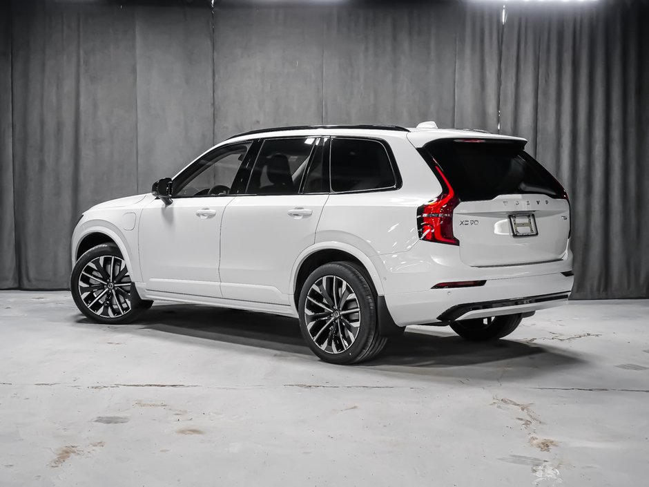 Volvo XC90 Plug-in hybrid Plus 7-Seater (Dark Theme) 2026-4