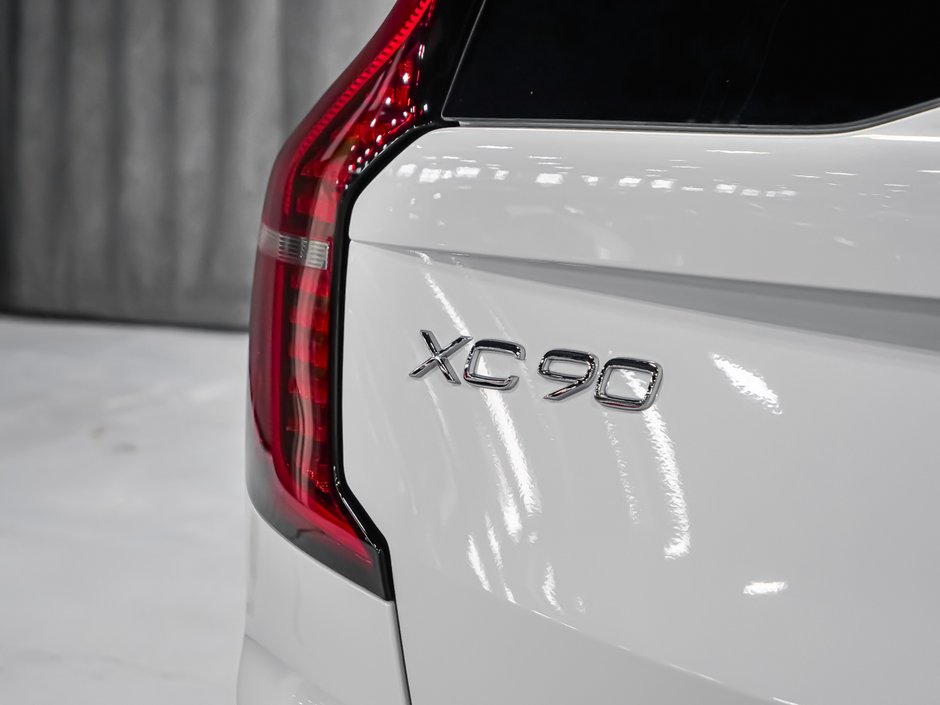 Volvo XC90 Plug-in hybrid Plus 7-Seater (Dark Theme) 2026-6