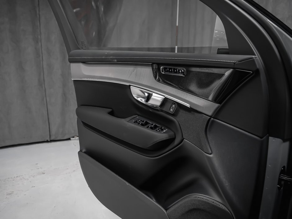 Volvo XC90 Plug-in hybrid Ultra 7-Seater (Bright Theme) 2026-9